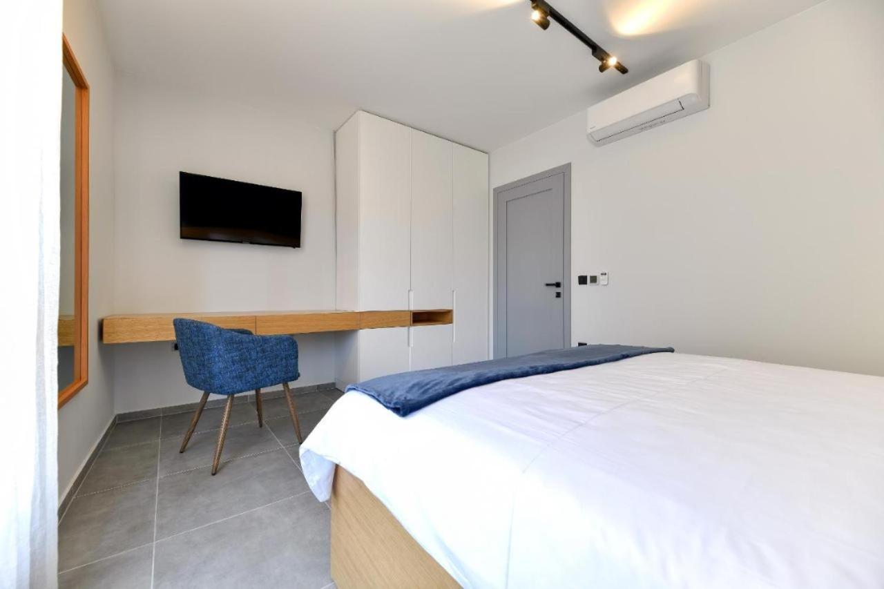 Maris Accommodation By Belmont Realty 扎达尔 外观 照片