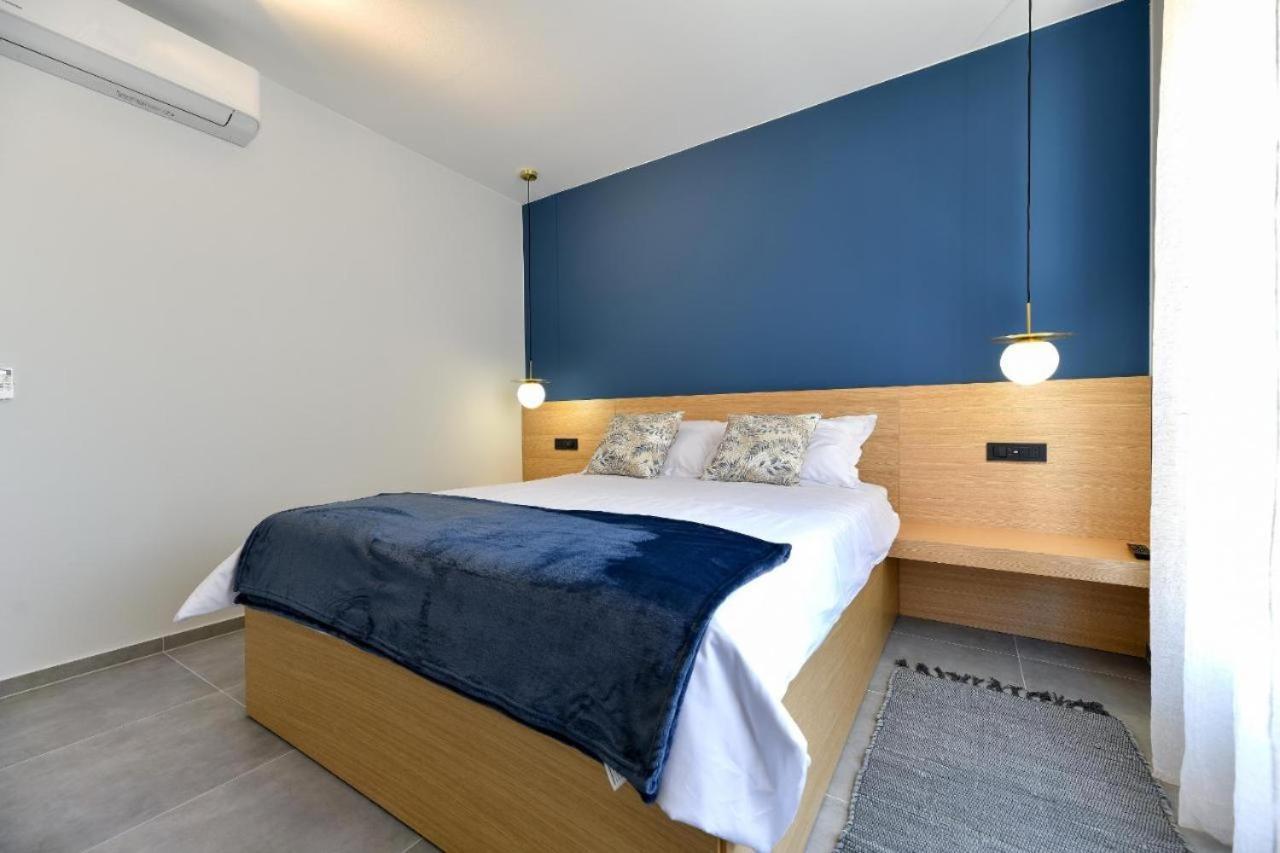 Maris Accommodation By Belmont Realty 扎达尔 外观 照片