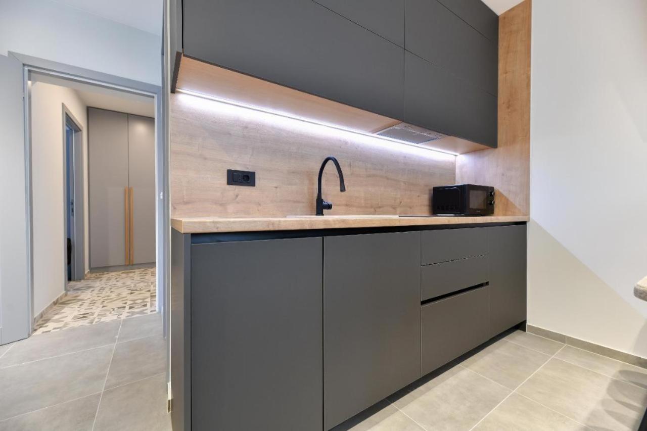 Maris Accommodation By Belmont Realty 扎达尔 外观 照片